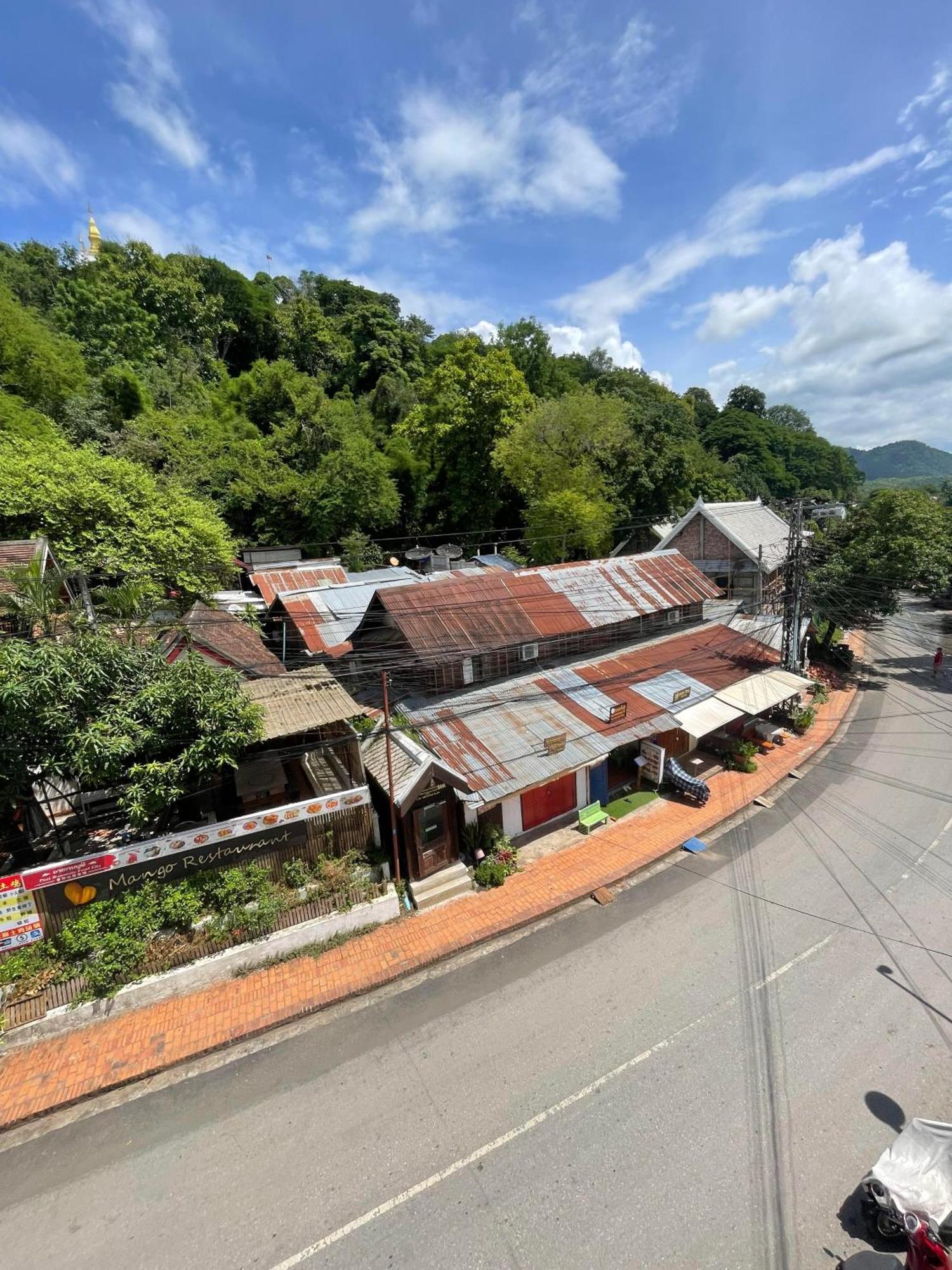 Villa Merry Lao Ban Aphay Luang Prabang Exteriör bild